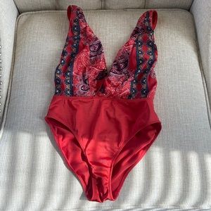 Bodysuit with deep V plunge adjustable straps low open back